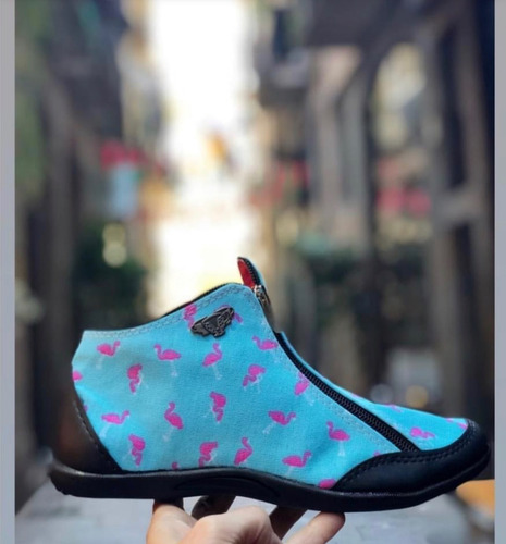 Imagen 4 de 10 de Zapatillas Te Para Tres De Diseño Con Cierre Antideslizante