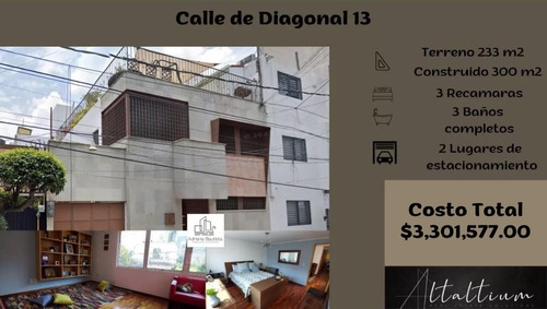 Casa En La Delegación Benito Juarez, Col. Del Valle Centro, Calle De Diagonal 13. Cuenta Con 2 Lugares De Estacionamiento.    Nb10-za