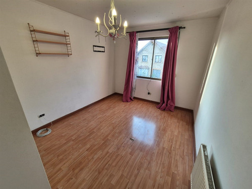 Arriendo Casa Con Piscina 4d 3b 1b 1e En Peñalolén.