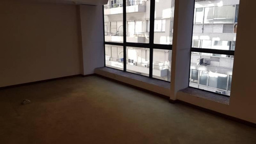 Imagen 3 de 9 de Oficina En Alquiler - 285 M2 - Retiro