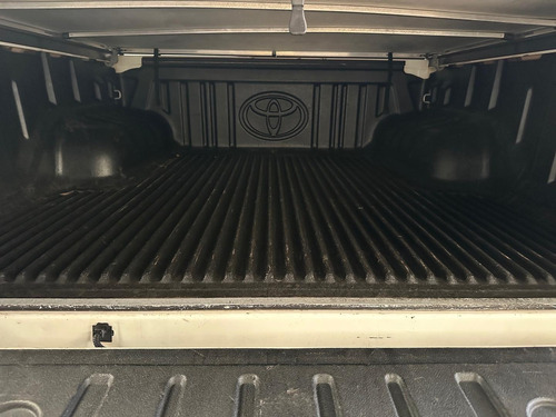 Toyota Hilux Cd 4x2 Sr