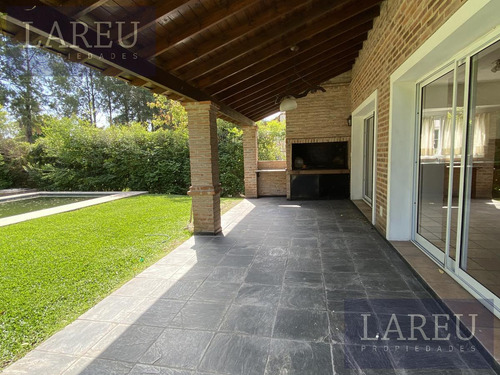 Casa En Venta Con Renta - La Delfina, Pilar