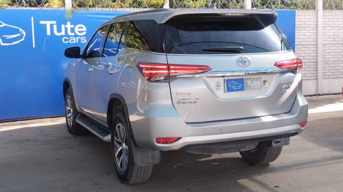 Toyota SW4 2.8 Srx 177cv 4x4 7as