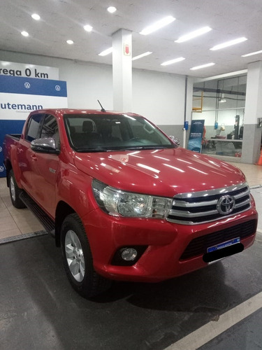 Toyota Hilux 2.8 Cd Srv 177cv 4x4