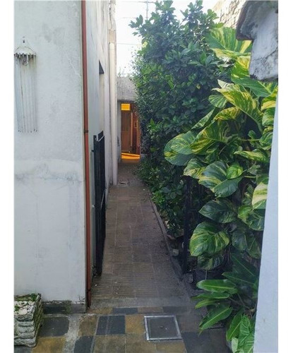 Casa De 3 Amb C/coch, Patio Y Parrilla V.sarmiento