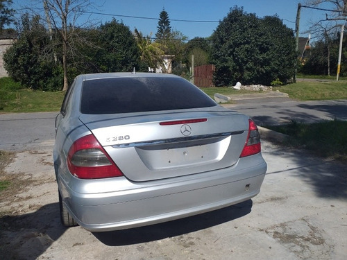 Oportunidad  Mercedes 280 E 2007  Chocado Andando