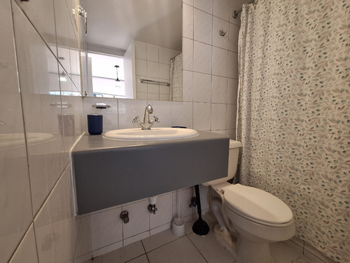 Excelente Depto. Piso 7 2d+db Av. Portugal. C. 41023