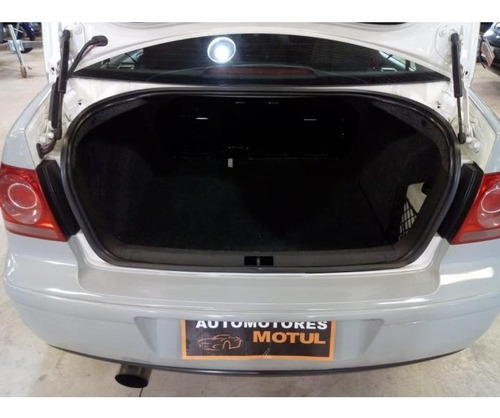 Volkswagen Bora Highline Mt 1.8 T 2013