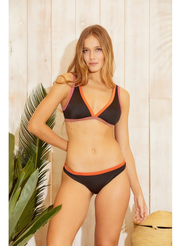 Bikini Sweet Lady Top Semiless Art 743 Modelo Camomille