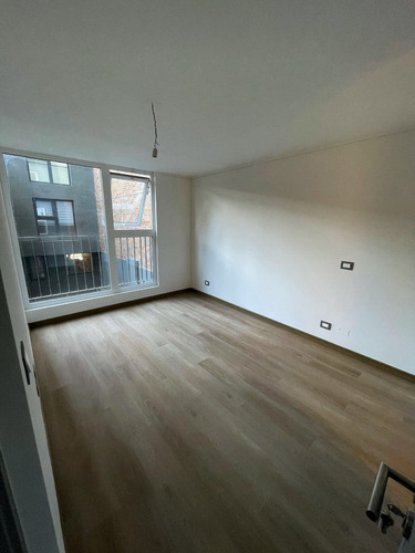 Tu Nuevo Hogar En Ñuñoa. Frente A Metro Y Full Áreas Comunes