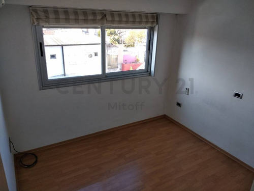Imagen 6 de 13 de 65 E/ 9 Y 10. Departamento En Venta De 2 Dormitorios Con Cochera En La Plata