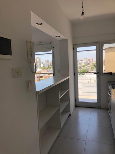 Alquiler! 2 Ambientes Con Cochera Y Amenities Franklin 2400 - Flores