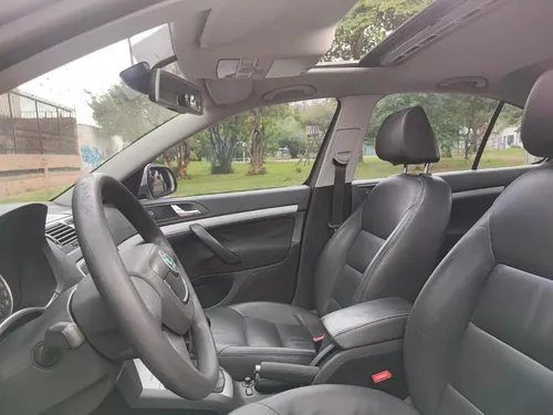 Skoda Octavia 1.8 Turbo Mecanico Con Techo Y Cuero