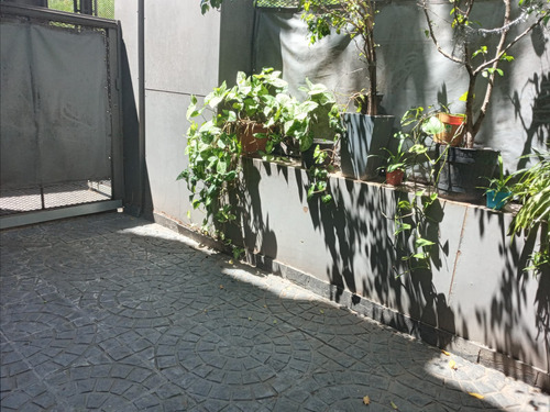 T/c 2 Amb. C/escritorio Fte. Patio/cochera Alcaraz Al 5700
