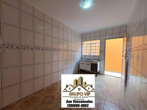 Casa 3 Dorm Sendo Uma Suíte,banheiro, Sala Ampla,cozinha