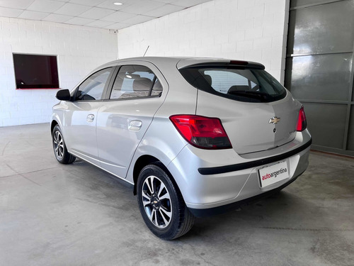 Imagen 8 de 25 de Chevrolet Onix 2014 1.4 Ltz Mt 98cv Autoargentina