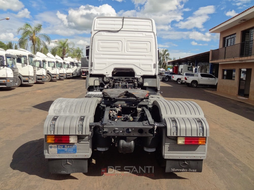 Caminhão Mercedes Benz Mb Axor 2036 4x2 Ano 2015/16