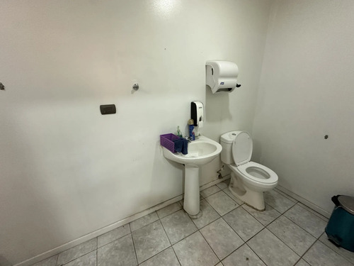 Arriendo! Gran Bodega Y Oficina, Parque Industrial, P. Montt