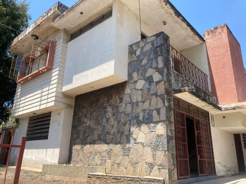Eglée Suárez Vende Casa A Remodelar En El Viñedo. Plc-981