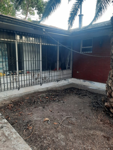 Se Vende Gran Casa 8 /d 4/b Comuna De Ñuñoa
