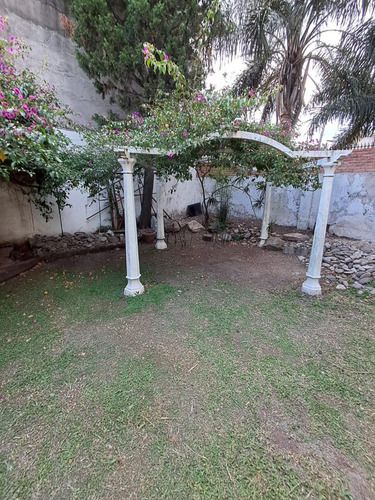 Venta Casa 5 Amb Haedo-c/jardin Y Pileta-garage