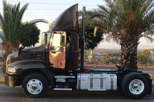 Excelente Tractocamion Mulita Mack Año 2012 Estándar 10 Velo
