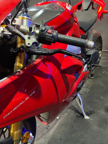 Ducati Panigale V4s