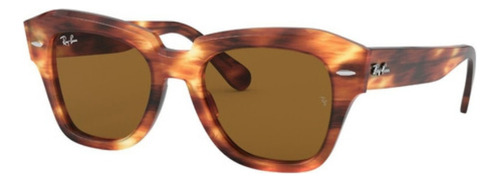 Óculos de sol Ray-Ban Wayfarer State Street Large armação de acetato cor polished striped havana, lente brown de cristal clássica, haste tortoise de acetato - RB2186