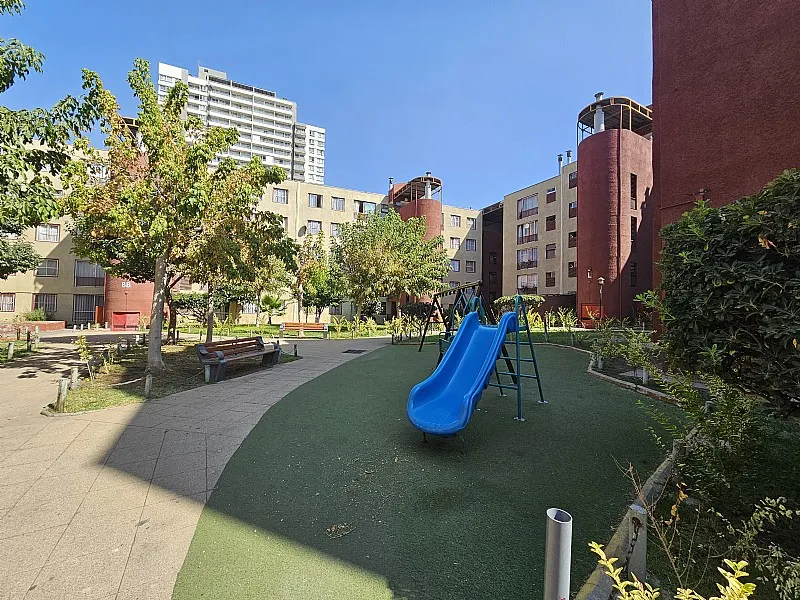 Imagen 3 de 19 de Departamento En Condominio A Pasos De Metro Matta,santiago