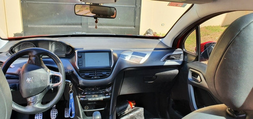 Imagen 9 de 18 de Peugeot 208 2016 1.6 Feline Pack Cuir
