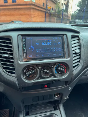 Mitsubishi L200 Fl Glx Mt 2400cc Td 4x4 2ab Abs Mod 2023