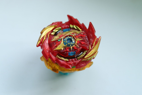 Beyblade Burts Super Hyperion (Usado)