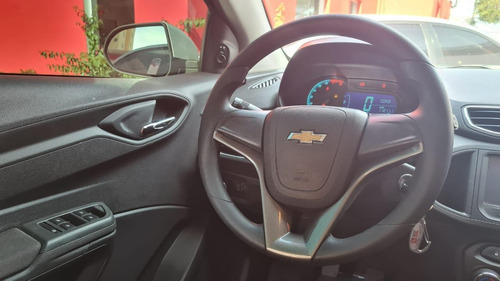 Imagem 8 de 11 de Chevrolet Onix 1.4 Ltz Spe/4 Flex Manual
