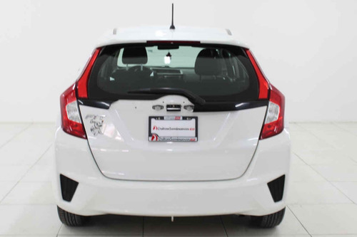 Imagen 4 de 15 de Honda Fit 2016 4 Cilindros