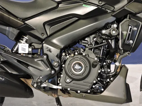 Bajaj Dominar 400 2023