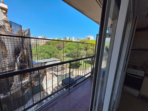Alquiler Departamento Departamento De Un Ambiente Con Balcon. Inmejorable Ubicacion