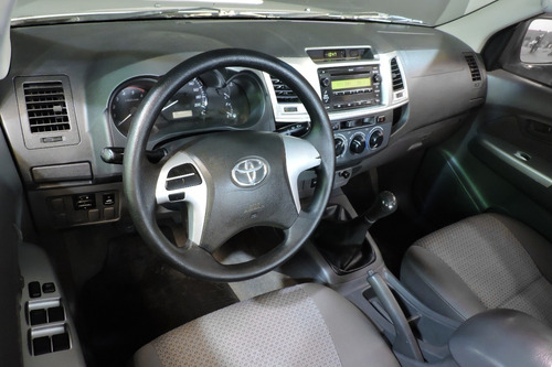 Imagen 10 de 14 de Toyota Hilux Dc Sr 3.0 Tdi 4x2