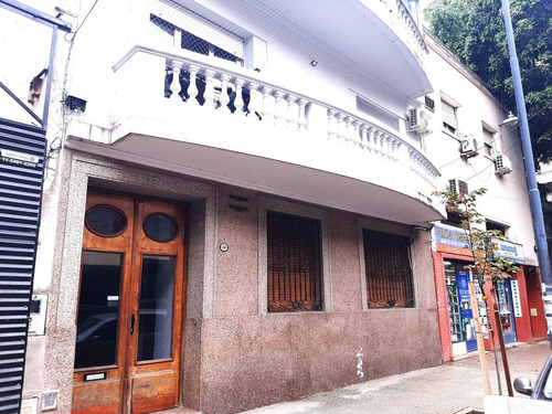 Venta Hermoso Ph C/dos Patios Excelente Ubicación
