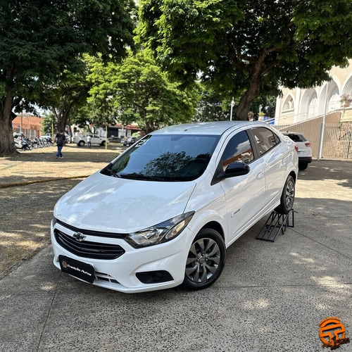 Chevrolet Onix plus 1.0 Lt 4p 6 marchas