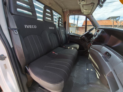 Iveco Daily 35s14 Ano 2013 Carroceria - Covelp Americana