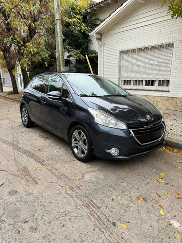 Peugeot 208 1.6 Feline