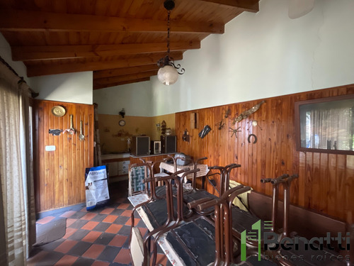 Casa En Lote Propio En Venta. Ciudadela. Excelente Ubicación