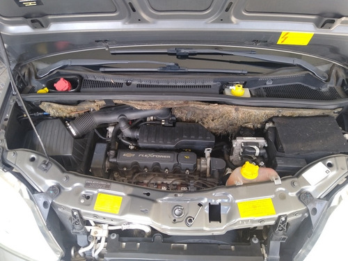 Chevrolet Meriva 2011 1.8 Premium Flex Power Easytronic 5p