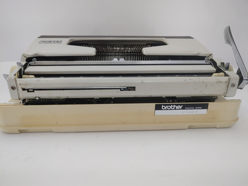 Maquina De Escrever Brother Elgim Ano 1960 (Usado)