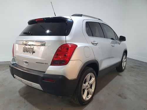 Imagen 9 de 25 de Chevrolet Tracker Ltz + 4x4 Awd Techo At 2015 U.n.i.c.a!! Mz