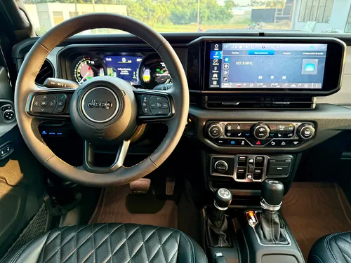 Jeep Wrangler Sahara 2.0 4ex Híbrido