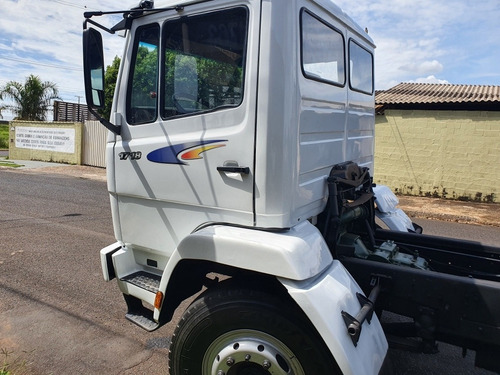 Mb 1718 Truk Avenida Caminhoes