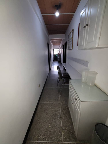 Se Ofrece En Venta Galpón. Sector Las Vegas De Cagua