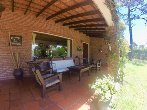 Muy Lindo Chalet De Tres Dormitorios-ref:873