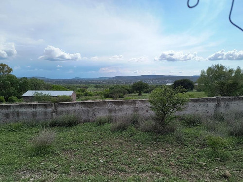 Terreno En Venta En Colonia Ajuchitlán, Colón, Querétaro